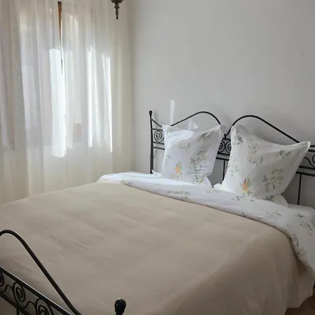 Apartment Entire Three Bedrooms Townhouse With Terrace In Heart Of Tuscany Montopoli in Val d'Arno