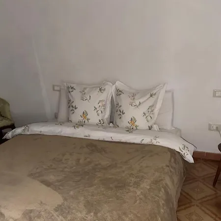 Entire Three Bedrooms Townhouse With Terrace In Heart Of Tuscany Apartment *