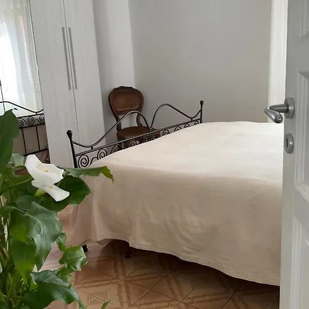 Entire Three Bedrooms Townhouse With Terrace In Heart Of Tuscany Apartment